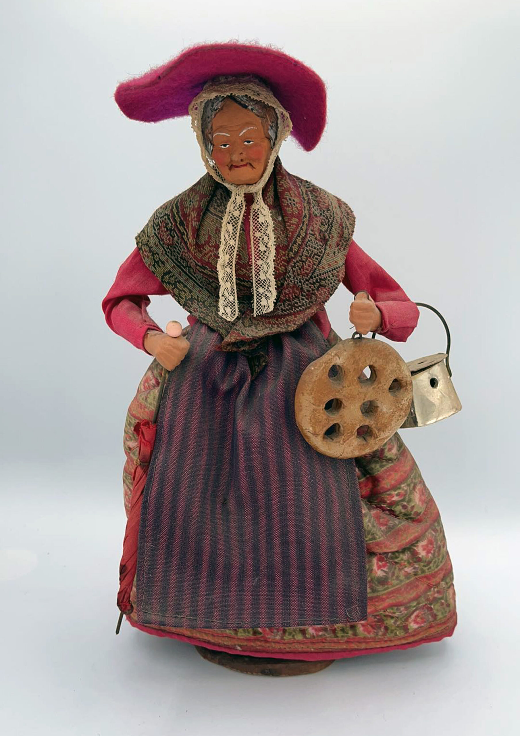 simone jouglas Margarido 2 woman provence french antique store