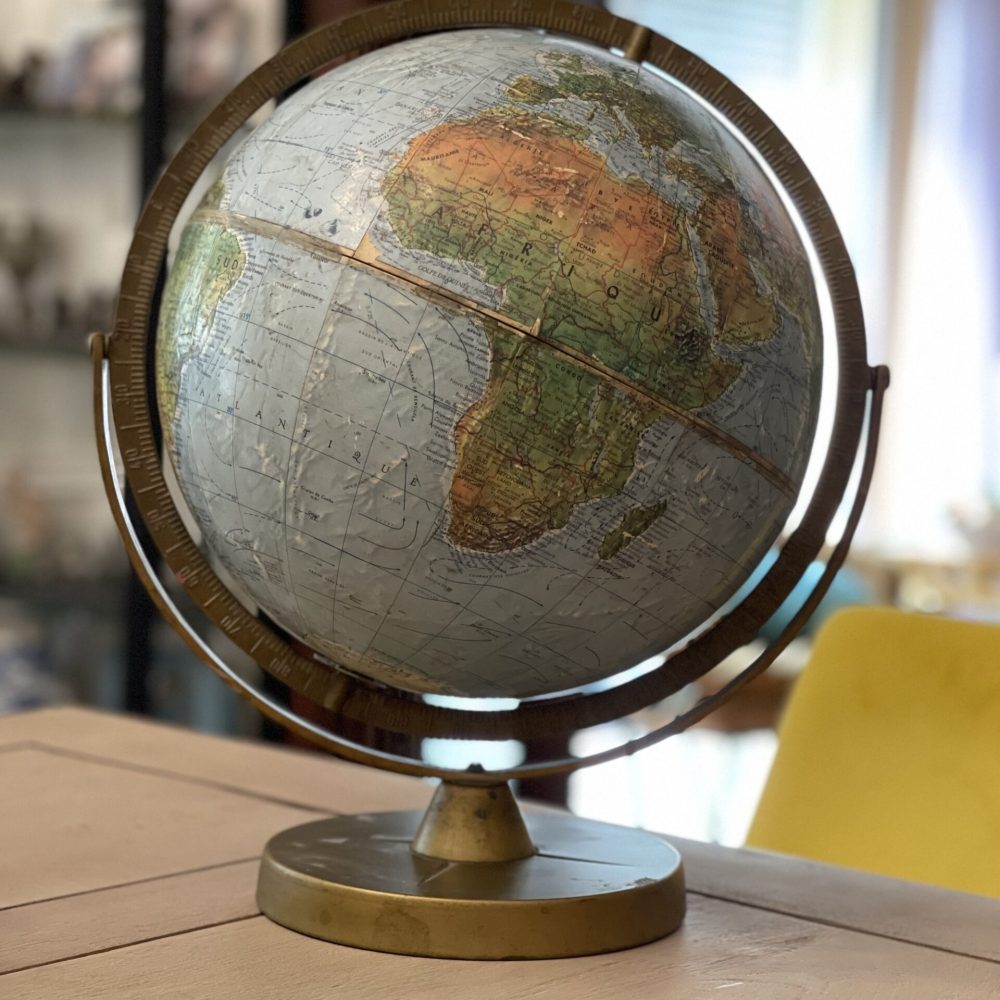 1950s rotating Globe