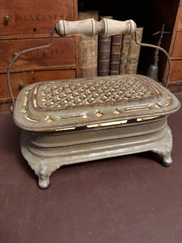 Antique Godin Foot Warmer Table 1890 - The French Antique Store Carcassonne 6