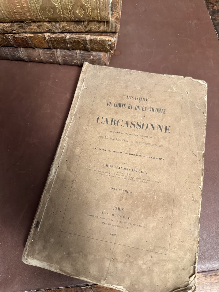 histoire du comte et de la vicomte de carcassonne 1846 original tome 1 Cros-Mayrevieille - the french antique store - IMG_7415