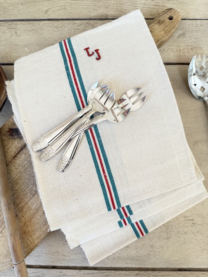 French Linen Tea Towels Dish Cloths Vintage 50x70 - The French Antique Store IMG_9078 (4)