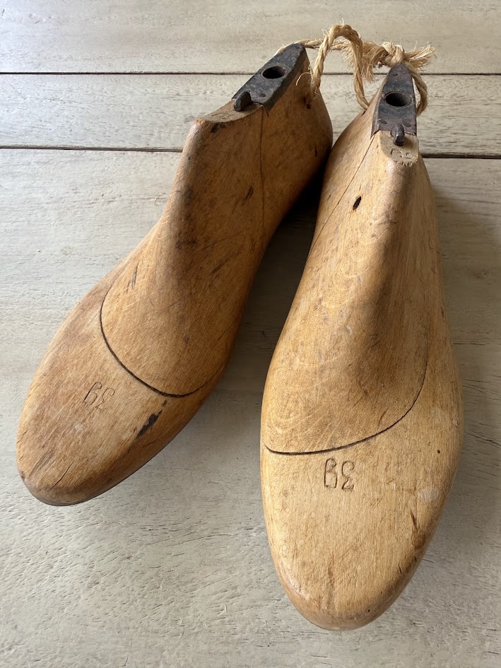 Curated Vintage French Wooden Shoe Lasts - Authentic Pair Size 39 (Circa 1930s) - Image 5