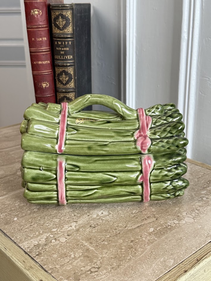 Vintage French Barbotine Majolica Asparagus Tureen & Lid IMG_1349